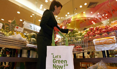Consumers, retailers, and the plastic bag