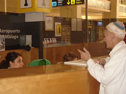 Globespan passengers stranded