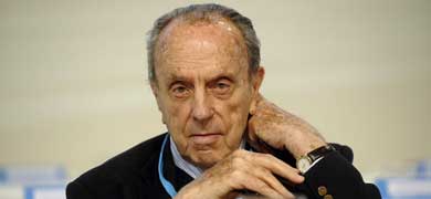 Fraga, from Francoist to democrat