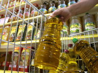 Milk, bread and olive oil cost 20 per cent more in Malaga