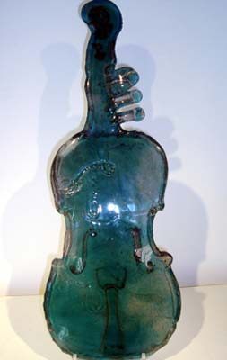 Join Nadfas de la Frontera for a New Year lecture on the studio glass revolution