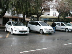 Taxi drivers up in arms over illegal competition from the non-licensed