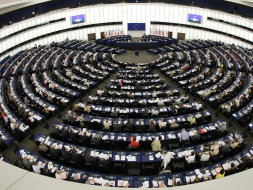 MEPs vote in favour of Auken report