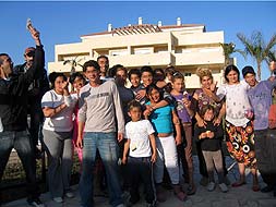 Gypsy families squat in empty Mijas apartments