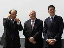 Moratinos makes historic visit to Gibraltar