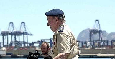 King comes to support beleaguered fishermen