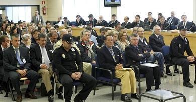 The "Yes, sir" councillors