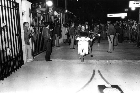 5 February 1985 The GibraltarSpain border fully reopens