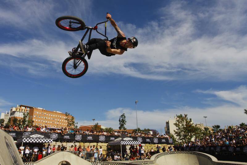 Vans BMX Pro Cup at Rub&eacute;n Alc&aacute;ntara skatepark - in photos
