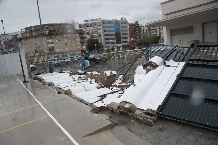 Malaga's windy weather in pictures