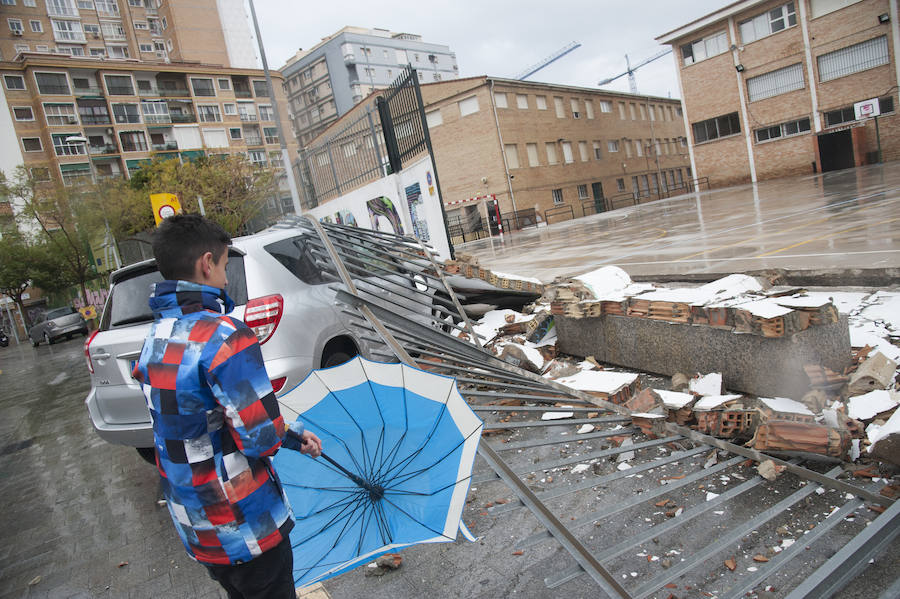 Malaga's windy weather in pictures