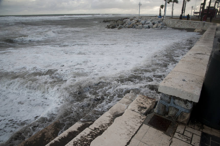 Malaga's windy weather in pictures