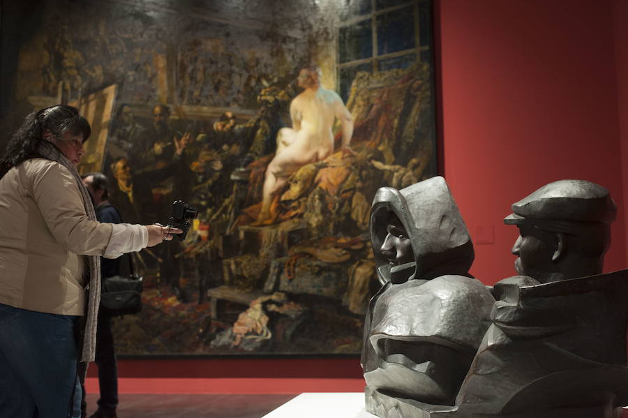 Socialist realism in Malaga's Russian Collection - in pictures